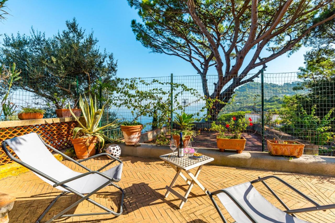 Capri Turquoise By Napoliapartments Екстериор снимка