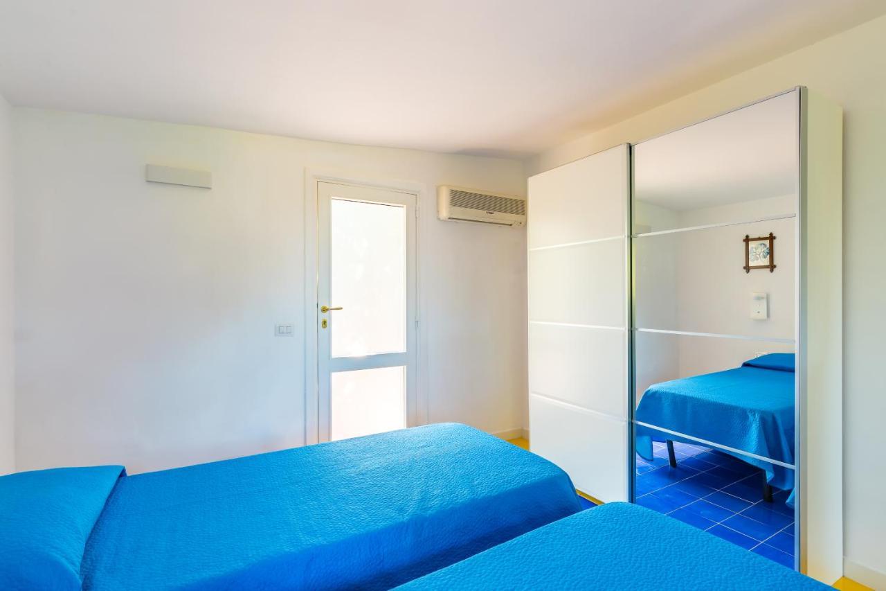 Capri Turquoise By Napoliapartments Екстериор снимка