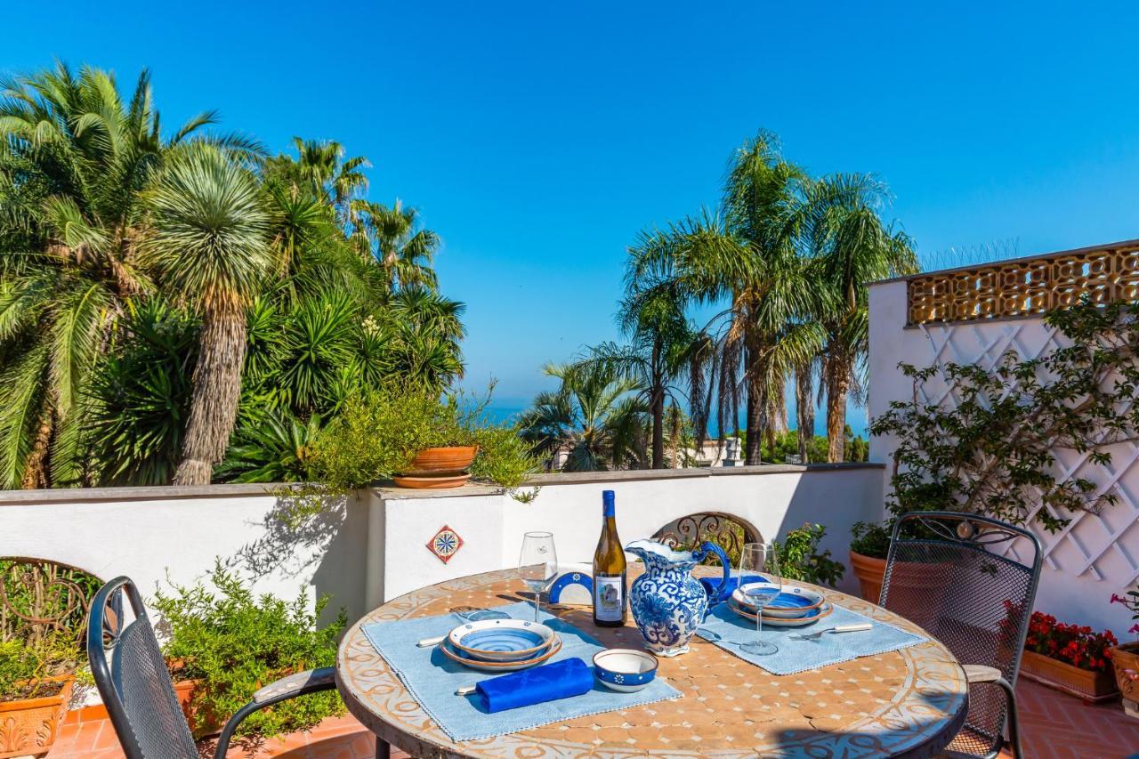Capri Turquoise By Napoliapartments Екстериор снимка